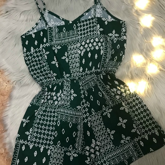 Nine Bird Green Sleeveless Romper Size S - Picture 3 of 4